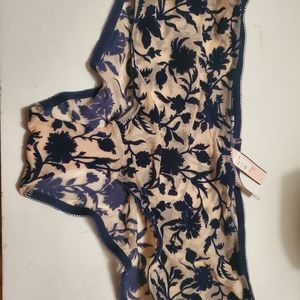 Victoria's Secret Panties - M